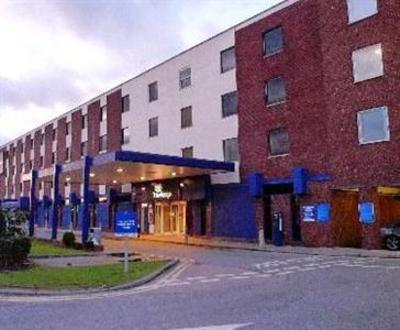 фото отеля Travelodge Gatwick Airport