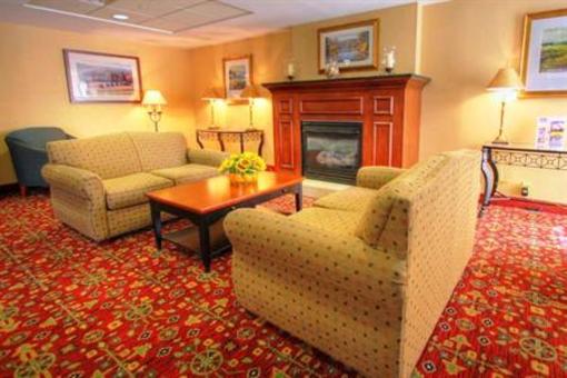 фото отеля Holiday Inn Express Lawrence Andover