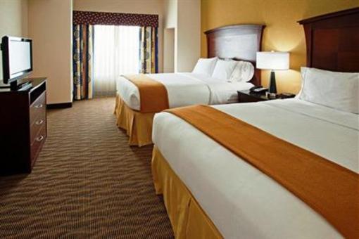 фото отеля Holiday Inn Express Hotel & Suites Buda