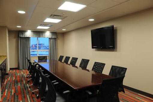 фото отеля Holiday Inn Express Hotel & Suites Bonnyville