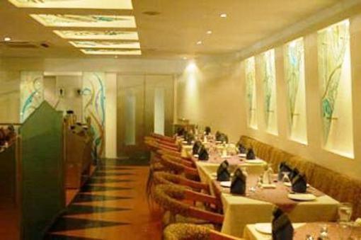 фото отеля Privilege Inn Mumbai