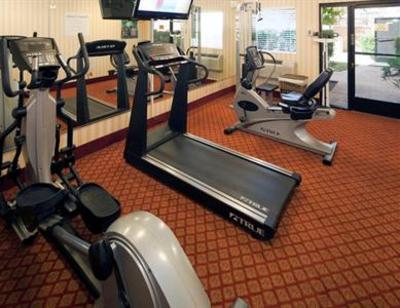 фото отеля Holiday Inn Express Palm Desert Rancho Mirage