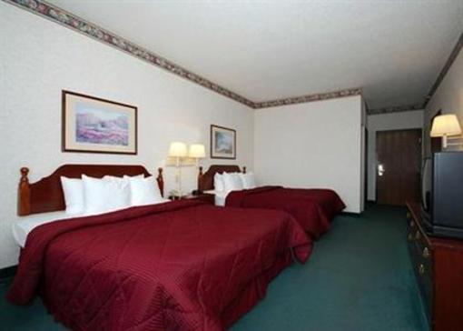фото отеля Comfort Inn And Suites Streetsboro