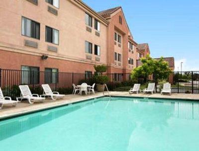 фото отеля Days Inn Watsonville