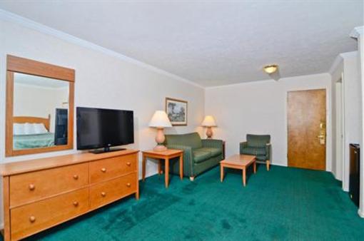 фото отеля Best Western Pioneer Inn & Suites Escanaba