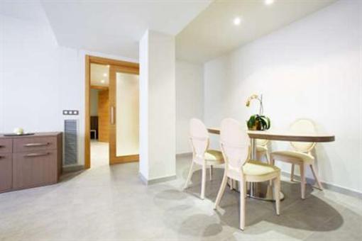 фото отеля Figueres Apartaments