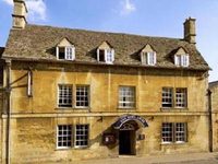 Noel Arms Hotel
