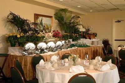 фото отеля Holiday Inn Highland Beach-Oceanside