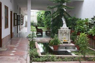 фото отеля Hotel Harmony Khajuraho