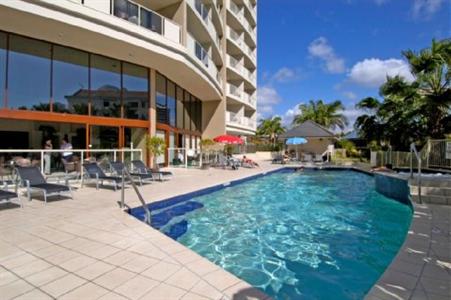 фото отеля Broadbeach Savannah Resort