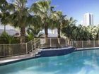 фото отеля Broadbeach Savannah Resort