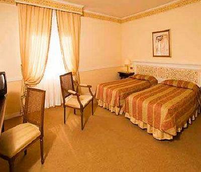 фото отеля Tuder Hotel Todi