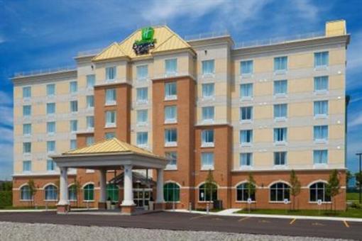 фото отеля Holiday Inn Express Hotel & Suites Bowmanville