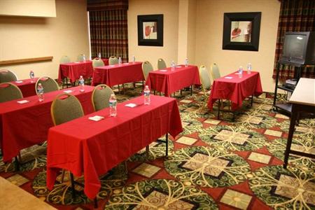 фото отеля Hampton Inn State College