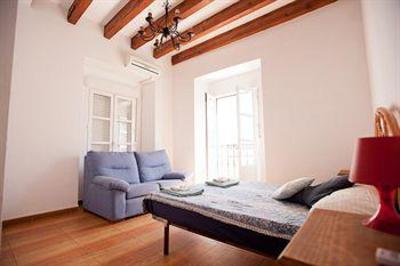фото отеля Sevilla Center Apartments