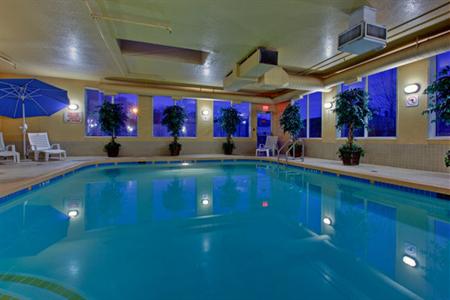 фото отеля Holiday Inn Express Saskatoon