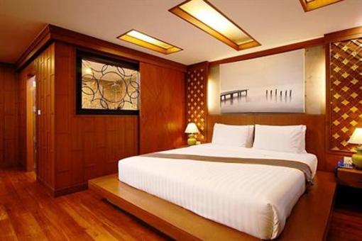 фото отеля Renoir Boutique Hotel