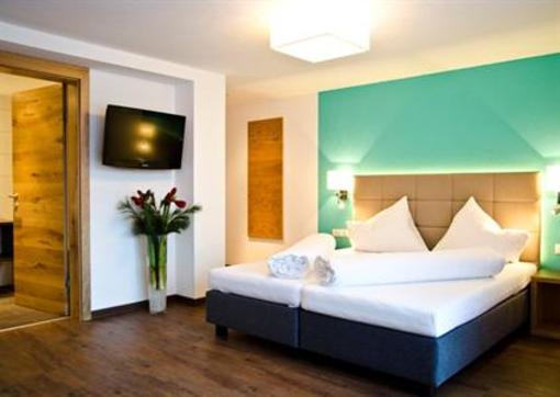 фото отеля Hotel Garni Alpenland