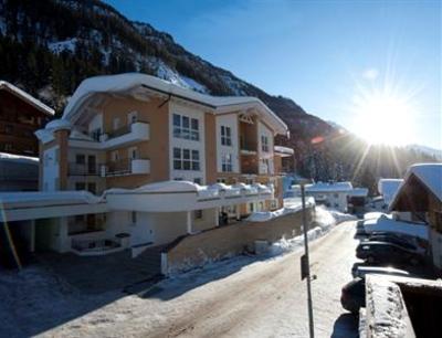 фото отеля Hotel Garni Alpenland