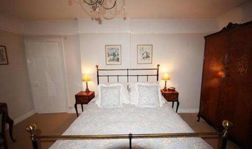 фото отеля Lee Manor