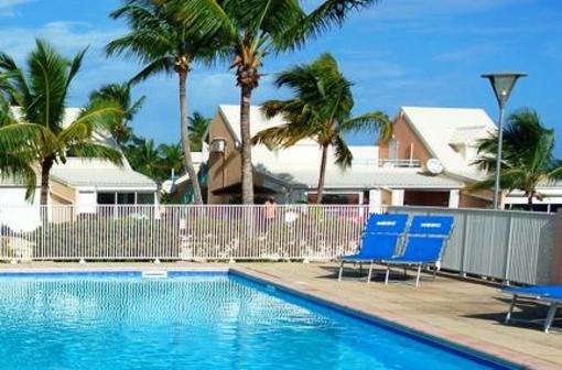 фото отеля Nettle Bay Beach Club Residence
