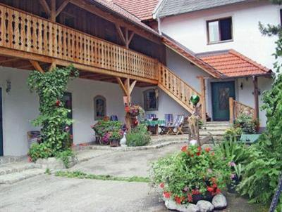 фото отеля Hof zu Steinern Bauernhof Micheldorf