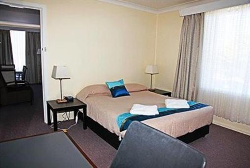 фото отеля Titania Motel
