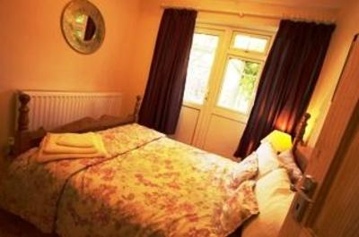 фото отеля Lower Drayton Farm B&B