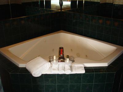 фото отеля Garden Inn - New Castle