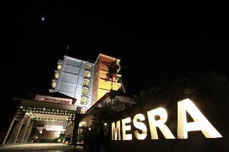 фото отеля Mesra Business & Resort Hotel