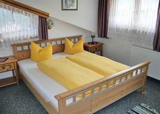 фото отеля Gaestehaus Resi Appartments