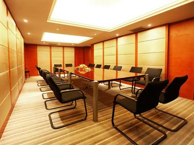 фото отеля Tangshan Iris Orchard All Suites Hotel