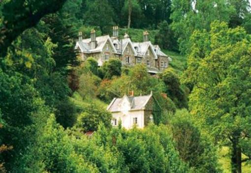 фото отеля Hazelwood House