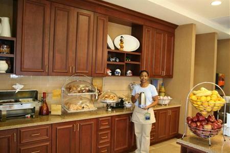 фото отеля Hampton Inn Litchfield