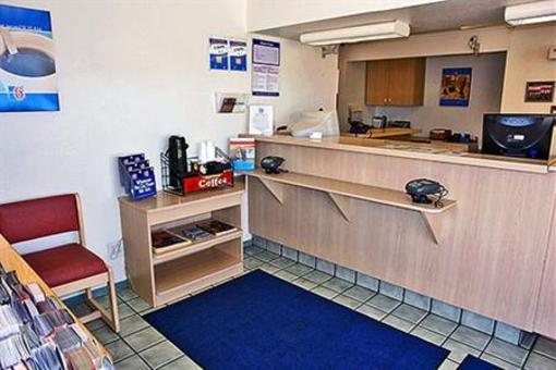 фото отеля Motel 6 Sun City - Youngtown