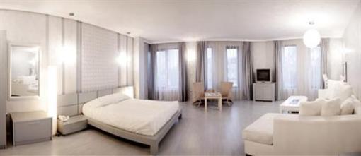 фото отеля Classic Boutique Hotel