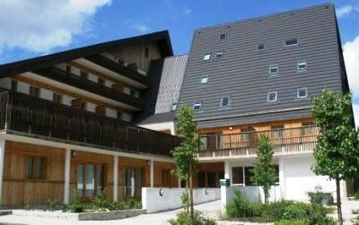 фото отеля Le Domaine Des Gentianes Chalet Gresse-en-Vercors