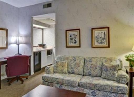 фото отеля Econo Lodge & Suites Grand Rapids