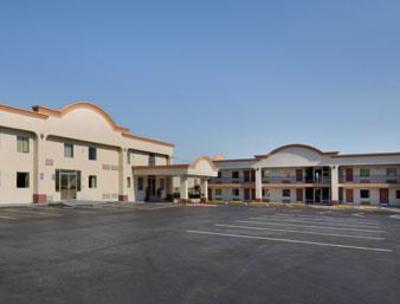 фото отеля Days Inn Aberdeen