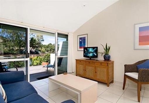 фото отеля Caribbean Resort Noosa