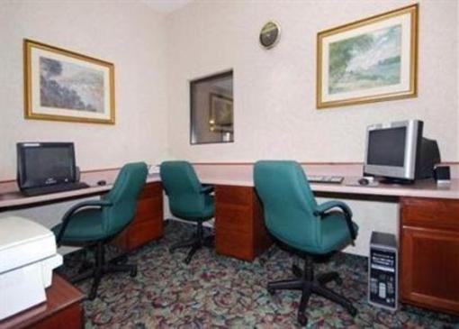 фото отеля Comfort Suites Mattoon