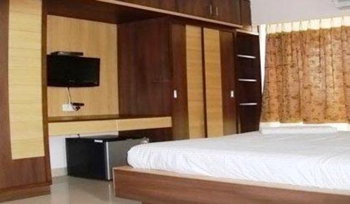 фото отеля Raj Comforts Apartments Bangalore