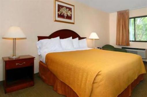 фото отеля Quality Inn West Springfield