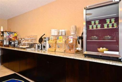 фото отеля BEST WESTERN Inn of Old Vincennes