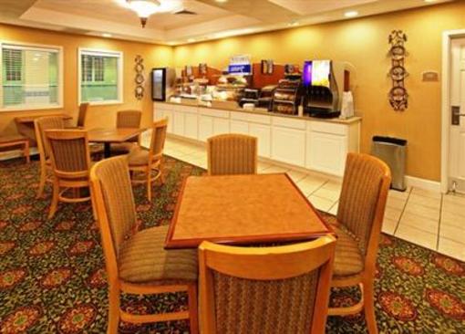 фото отеля Holiday Inn Express Magnolia Lake Columbia