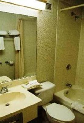 фото отеля Budgetel Inn & Suites Airport San Antonio