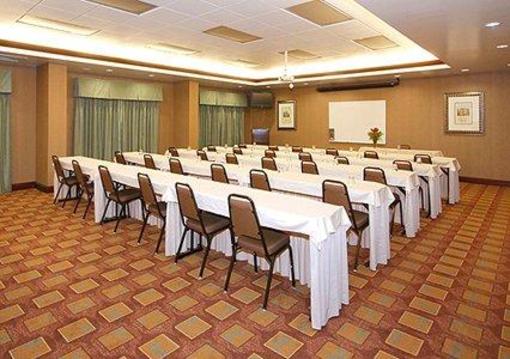 фото отеля Comfort Suites Olive Branch