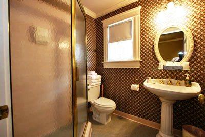 фото отеля Saras Bed & Breakfast Inn Houston