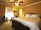 фото отеля Saras Bed & Breakfast Inn Houston
