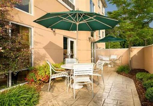 фото отеля Fairfield Inn & Suites Chattanooga I-24 Lookout Mountain